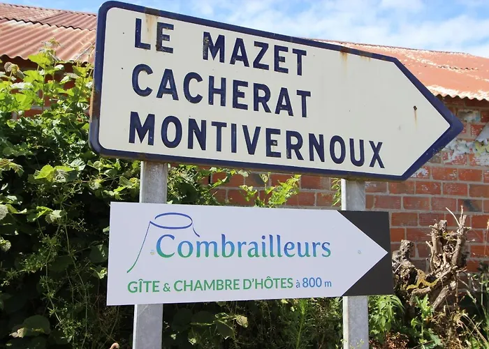 Combrailleurs Bed & Breakfast 3*